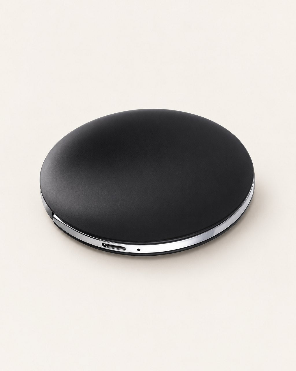 Black round LED compact mirror